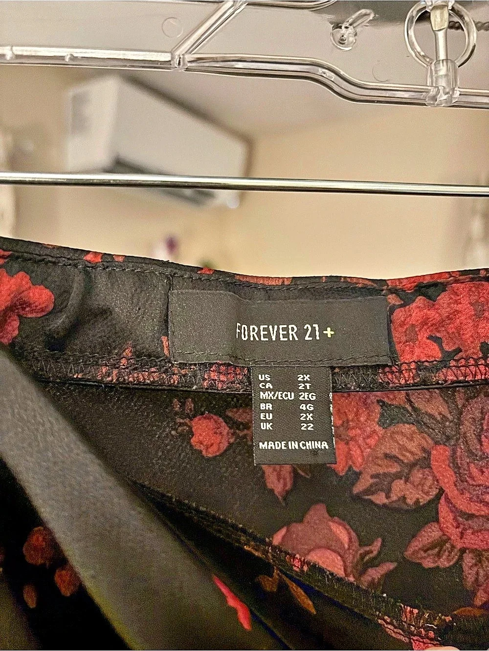 Forever 21+ Plus Size Floral Satin Midi Skirt Black & Red 2X Like New